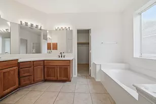 118 Invierno St, Kyle, TX 78640 - Photo 28