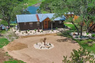1130 Indian Mound Rd, Spicewood, TX 78669 - Photo 2