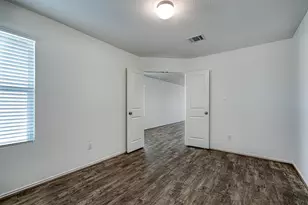 9224 Daisy Cutter Crossing, Georgetown, TX 78628 - Photo 10