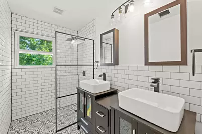 1404 Anise Drive, Austin, TX 78741 - Photo 18