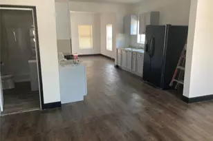 202 W Sayers Ave, San Antonio, TX 78214 - Photo 10