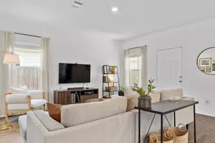 308 Sunfish Ln, Bastrop, TX 78602 - Photo 4