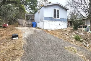 7113 Comstock Cove, Lago Vista, TX 78645 - Photo 1