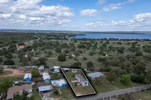 317 Pebble Dr, Buchanan Dam, TX 78609 - Photo 1