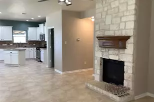 119 Hoya Ln, San Marcos, TX 78666 - Photo 2