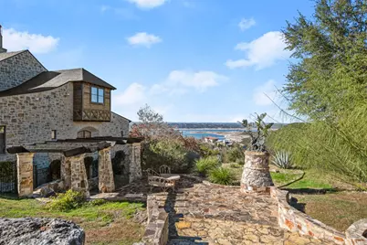 13240 Villa Montana Way, Austin, TX 78732 - Photo 38