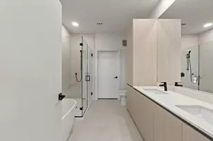 2209 S 1st St, Austin, TX 78704 - Photo 16