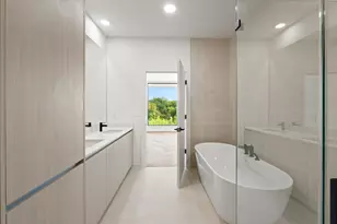 2209 S 1st St, Austin, TX 78704 - Photo 18