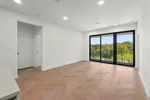 2209 S 1st St, Austin, TX 78704 - Photo 10