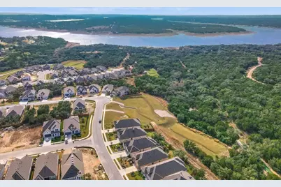 8409 Prairie Rye Drive, Lago Vista, TX 78645 - Photo 16
