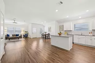 138 George Kimble Cv, Bastrop, TX 78602 - Photo 10