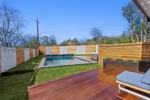 4800 Vinson Dr, Austin, TX 78745 - Photo 4