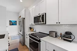 4800 Vinson Dr, Austin, TX 78745 - Photo 12