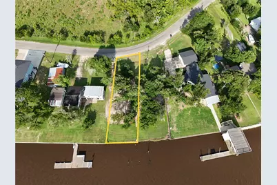 1828 Creekside Drive, Sargent, TX 77414 - Photo 6