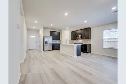 108 Greenspire Lane, Hutto, TX 78634 - Photo 14