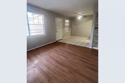 307 E 31st Street #209, Austin, TX 78705 - Photo 12