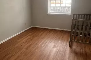 307 E 31st St, Austin, TX 78705 - Photo 24