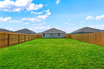 2203 Loganberry Lane, Luling, TX 78648 - Photo 34