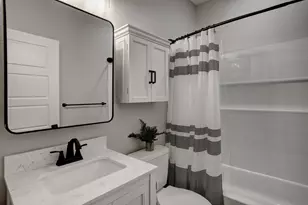 123 S Kanaio Dr, Bastrop, TX 78602 - Photo 32