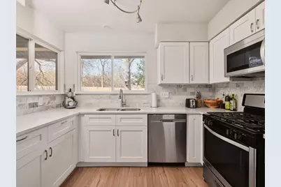 2008 Lear Lane, Austin, TX 78745 - Photo 10