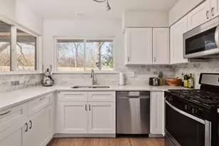 2008 Lear Ln, Austin, TX 78745 - Photo 10