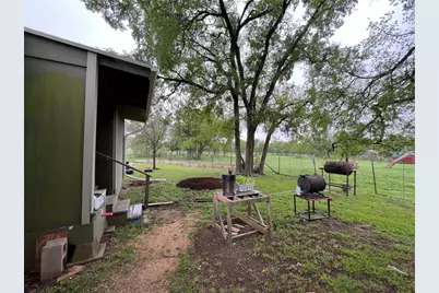 2700 County Road 305, Jarrell, TX 76537 - Photo 30