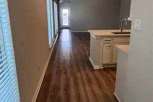 605 Los Olives Ln, Liberty Hill, TX 78642 - Photo 6