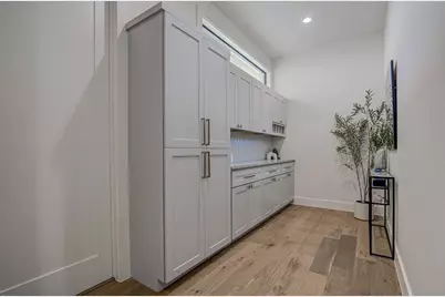 19543 Lakehurst Loop, Spicewood, TX 78669 - Photo 22