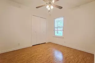 306 Lakeway Dr, Georgetown, TX 78628 - Photo 20