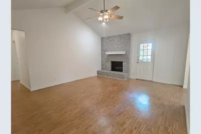 306 Lakeway Drive, Georgetown, TX 78628 - Photo 2