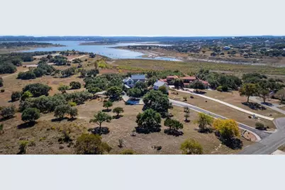 185 Shimmering Shore Court, Spring Branch, TX 78070 - Photo 36