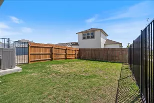 9015 Lookse Ln, Austin, TX 78744 - Photo 8
