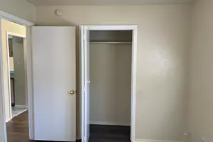 809 Plumpton Dr, Austin, TX 78745 - Photo 8