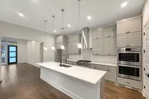 3904 Fable Ln, Austin, TX 78731 - Photo 10