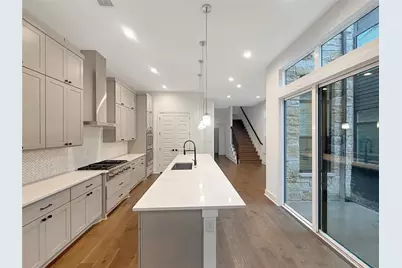 3904 Fable Lane, Austin, TX 78731 - Photo 8