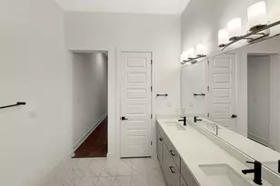 3904 Fable Ln, Austin, TX 78731 - Photo 14