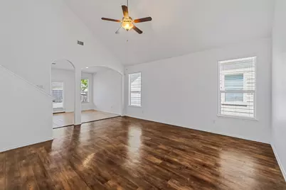 172 Housefinch Loop, Leander, TX 78641 - Photo 4