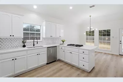 312 Debora Drive, Georgetown, TX 78628 - Photo 12