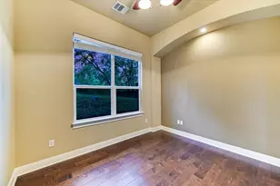 344 Tahitian Dr, Bastrop, TX 78602 - Photo 4