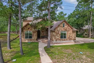344 Tahitian Dr, Bastrop, TX 78602 - Photo 2