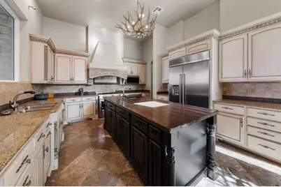 401 Brooks Hollow Road, Lakeway, TX 78734 - Photo 14