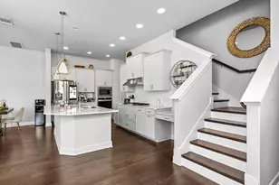 4322 Stromquist St, Austin, TX 78723 - Photo 6