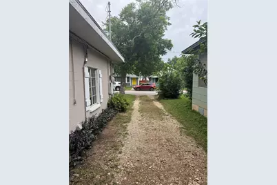 928 E 50th Street, Austin, TX 78751 - Photo 14