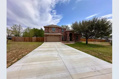 237 Cardinal Drive, Bastrop, TX 78659 - Photo 2