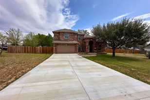 237 Cardinal Dr, Bastrop, TX 78659 - Photo 2