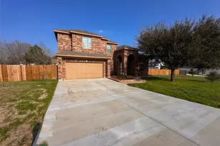 237 Cardinal Dr, Bastrop, TX 78659 - Photo 2
