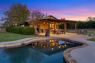 750 Marshall Rd, Bertram, TX 78605 - Photo 14