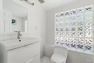 1504 W 39th 1/2 St, Austin, TX 78756 - Photo 16