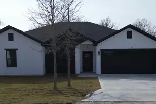 113 E Keomuku Ln, Bastrop, TX 78602 - Photo 2