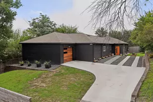 3305 Hycreek Dr, Austin, TX 78723 - Photo 2